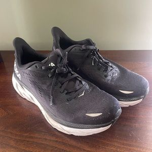 Hoka Clifton 8